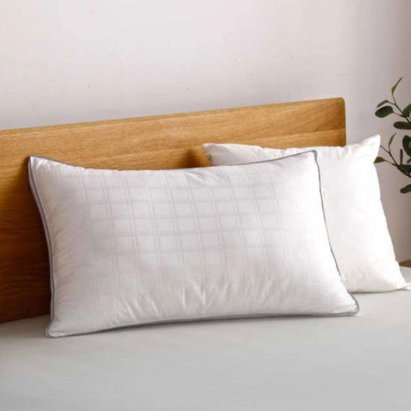 Accessorize Deluxe Hotel Standard Pillow Soft 45 x 70 cm - John Cootes
