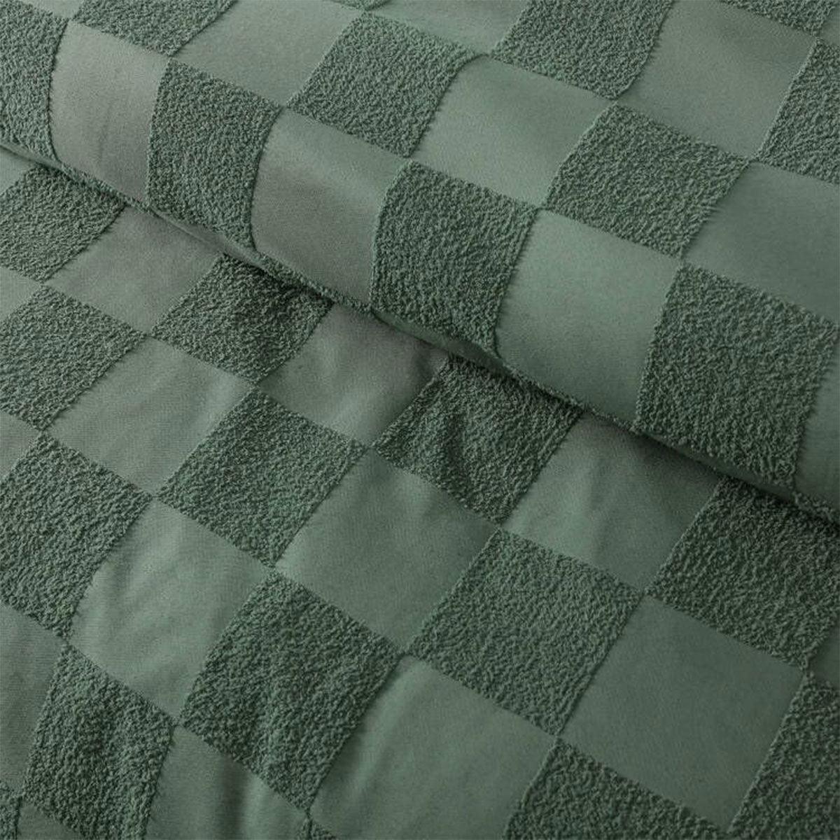 Accessorize Tipo Sea Spray Chenille Quilt Cover Set Queen - John Cootes