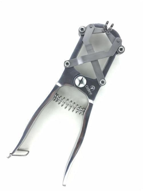 Cattle Lamb Sheep Stainless Steel Elastrator Castrating Plier with 100 Rubber - John Cootes