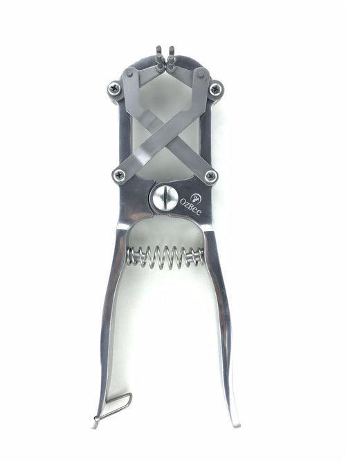 Cattle Lamb Sheep Stainless Steel Elastrator Castrating Plier with 100 Rubber - John Cootes