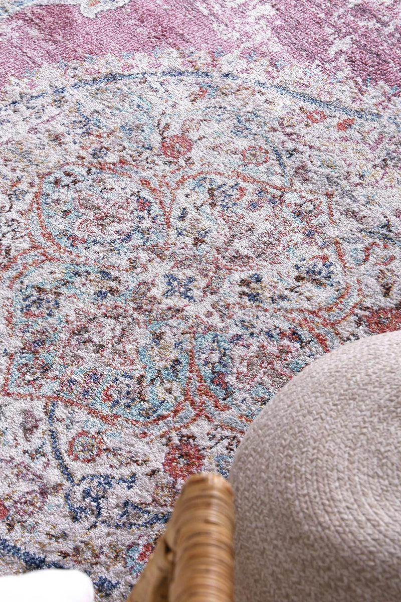 Hollow Medalion Transitional Blush Rug 160x230 cm - John Cootes