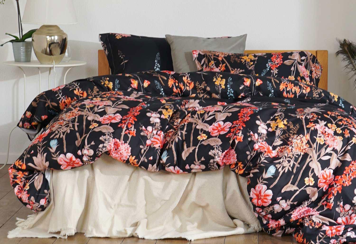 King Size 3pcs Floral Black Quilt Cover Set(3PCS) - John Cootes