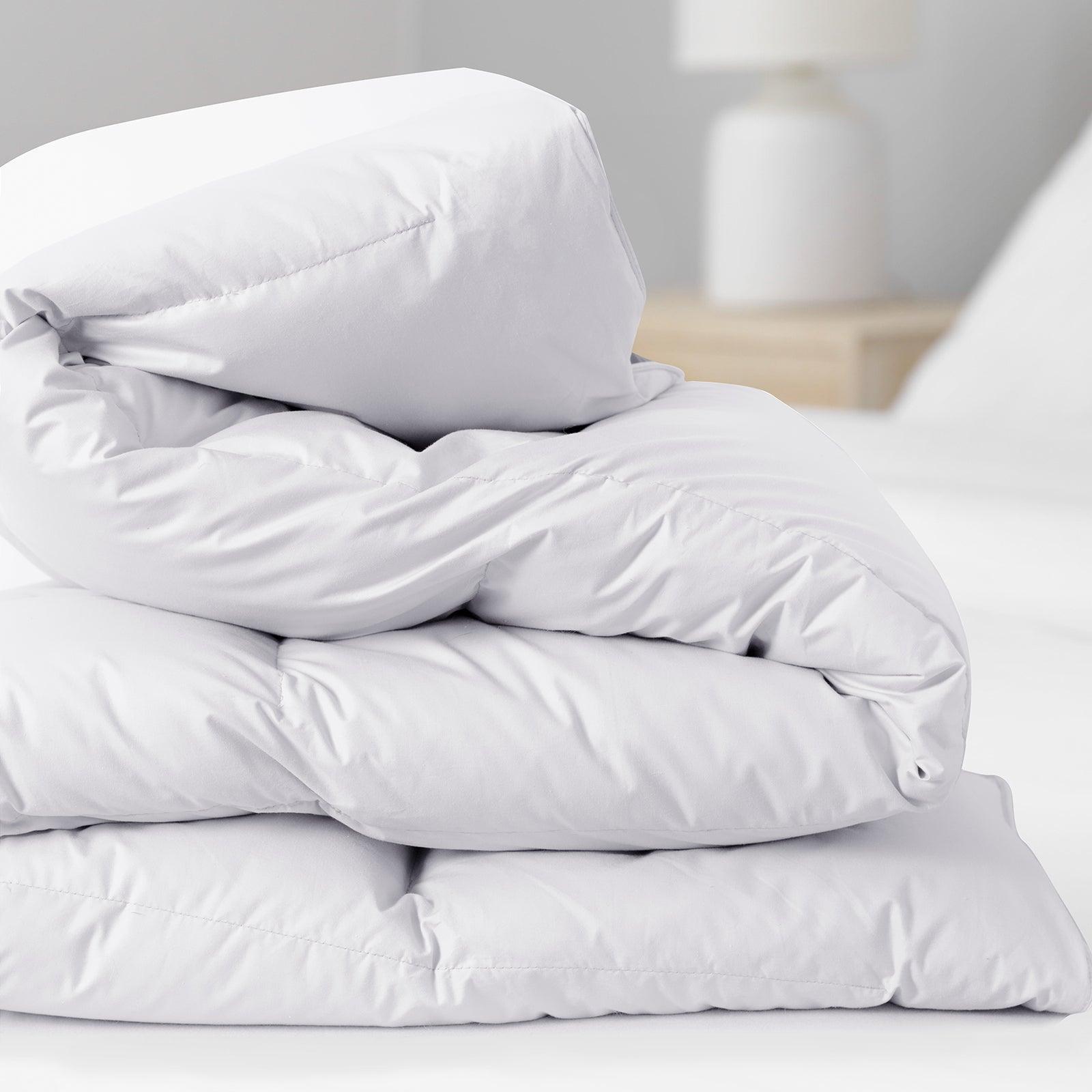 Royal Comfort 800GSM Silk Blend Quilt Duvet Ultra Warm Winter Weight - Double - White - John Cootes