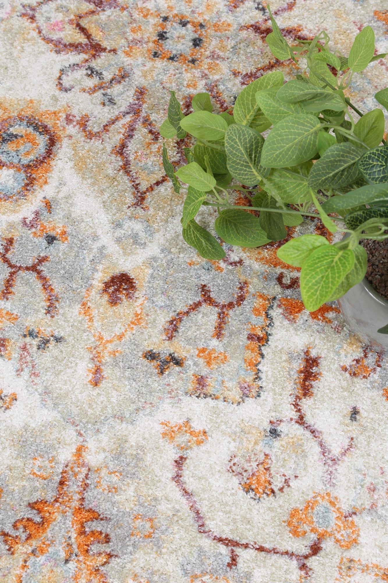 Windsor Vintage Cream Rug 240x330cm - John Cootes